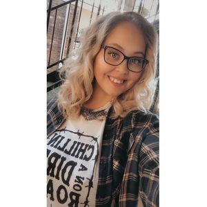 Meet your Posher, Megan